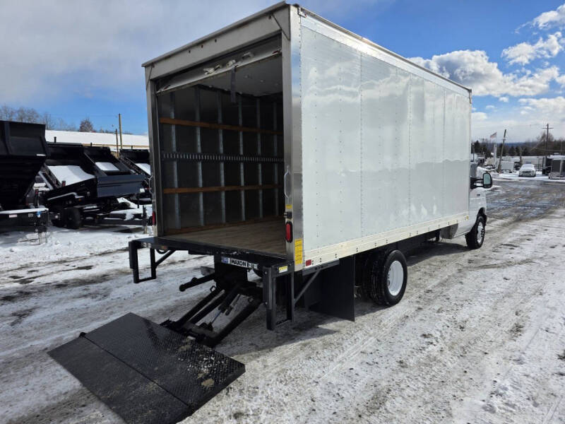 2023 Ford E-Series E-350 SD