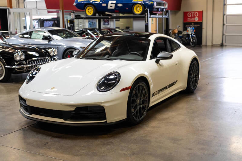 2025 Porsche 911 Carrera T