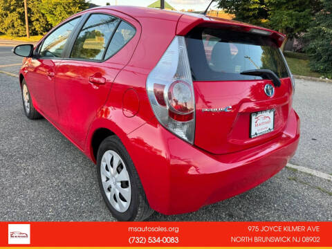 2014 Toyota Prius c