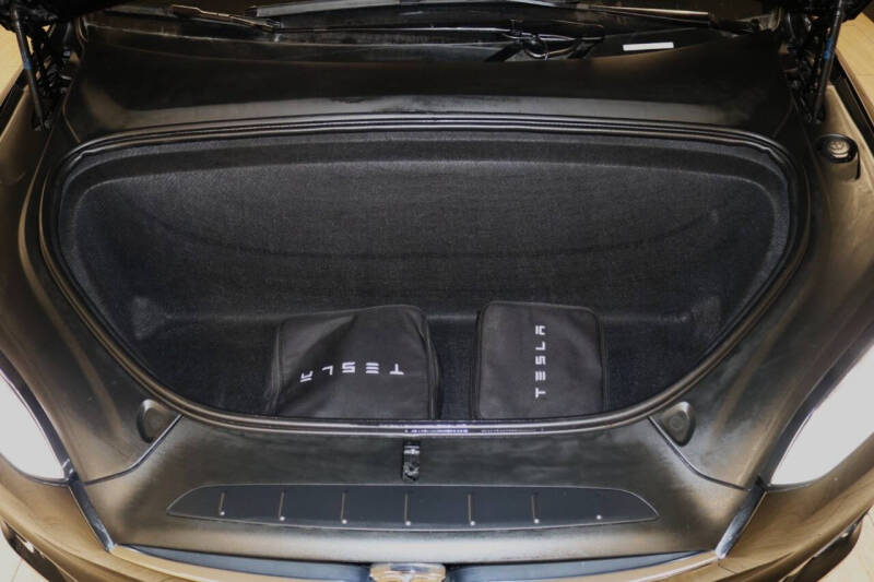 2020 Tesla Model X Long Range