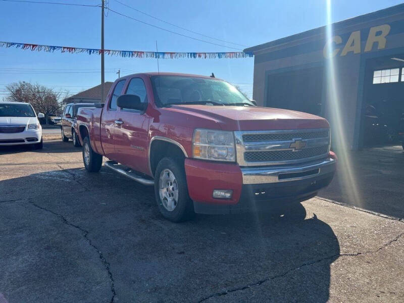 2011 Chevrolet Silverado 1500 for sale at CAR-MART in Union City TN