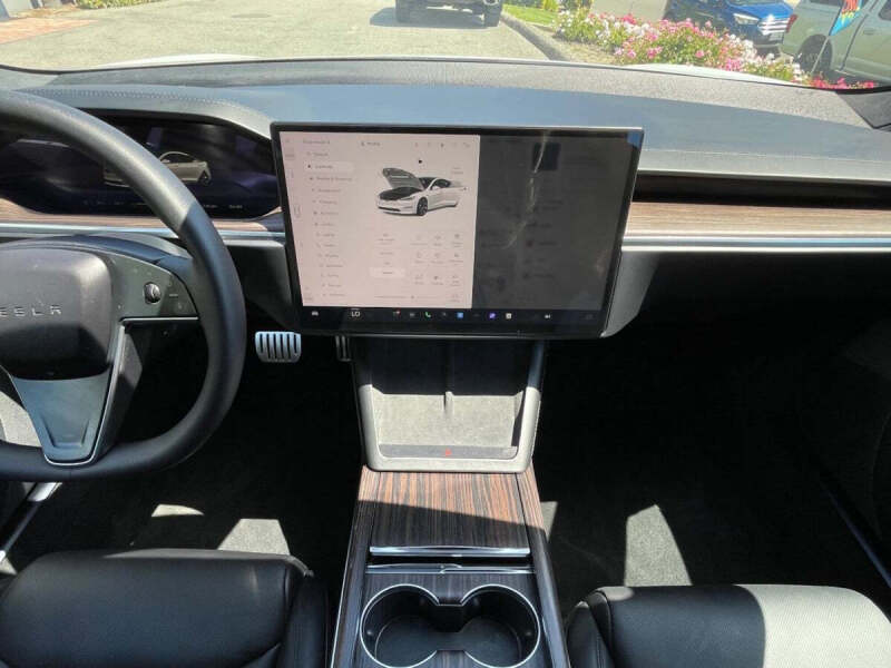 2024 Tesla Model S