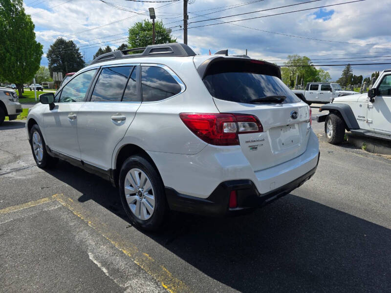 2018 Subaru Outback 2.5i Premium
