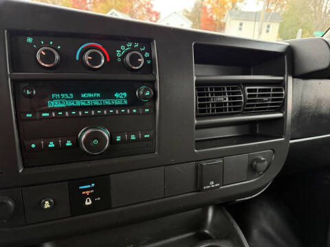 2017 Chevrolet Express 2500