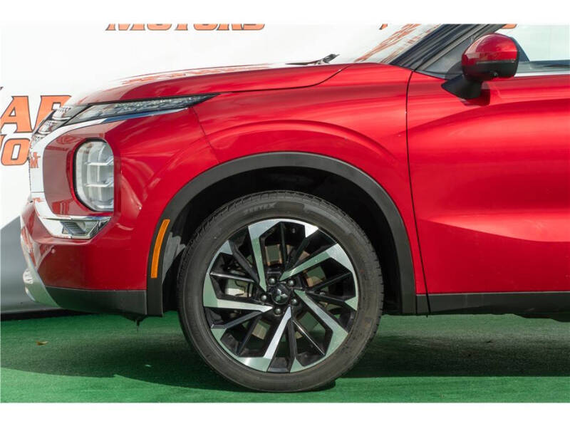 2024 Mitsubishi Outlander