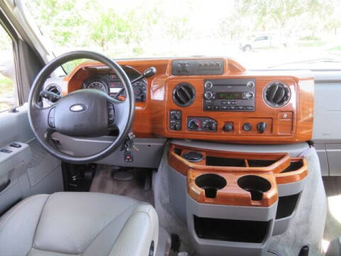 2010 Ford E-Series E-350 SD