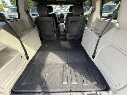 2015 Dodge Grand Caravan SXT Plus