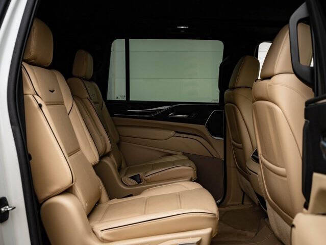 2021 Cadillac Escalade ESV Premium Luxury