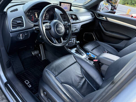 2015 Audi Q3 2.0T quattro Prestige