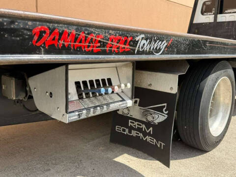 2016 Freightliner M2 106