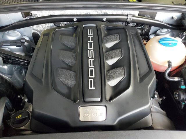 2017 Porsche Macan S