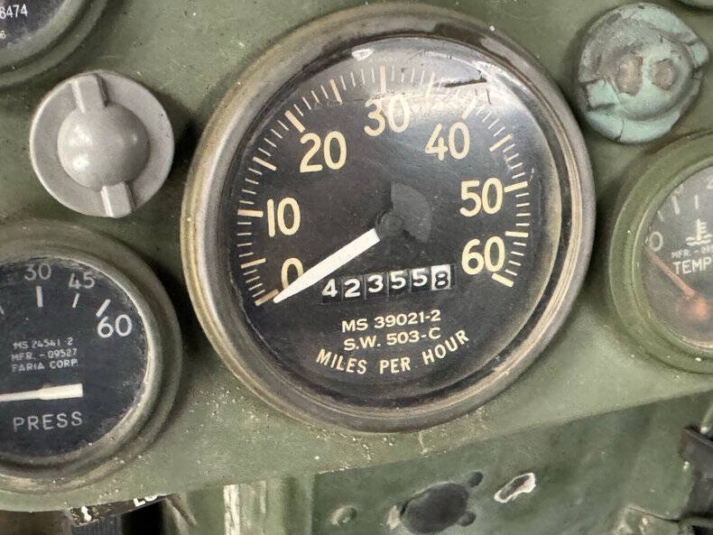 1986 AM General Hummer