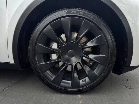 2020 Tesla Model Y Long Range