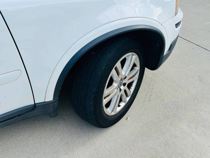 2011 Volvo XC90 3.2