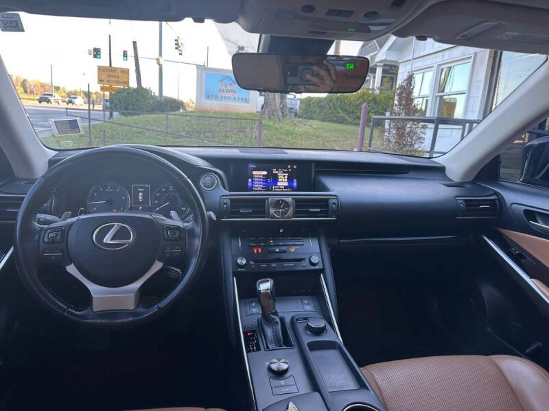 2017 Lexus IS 200t