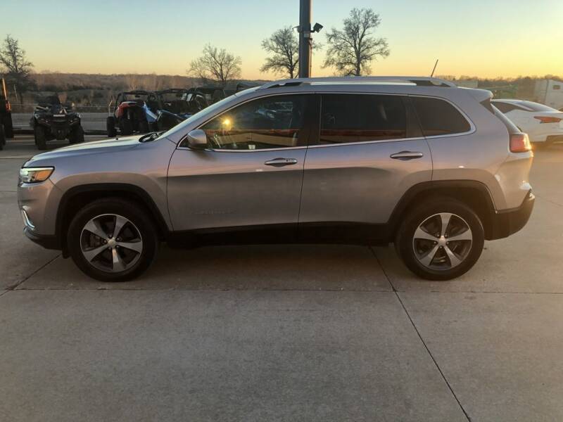 2019 Jeep Cherokee for sale at Head Motor Company - Head Indian Motorcycle in Columbia MO