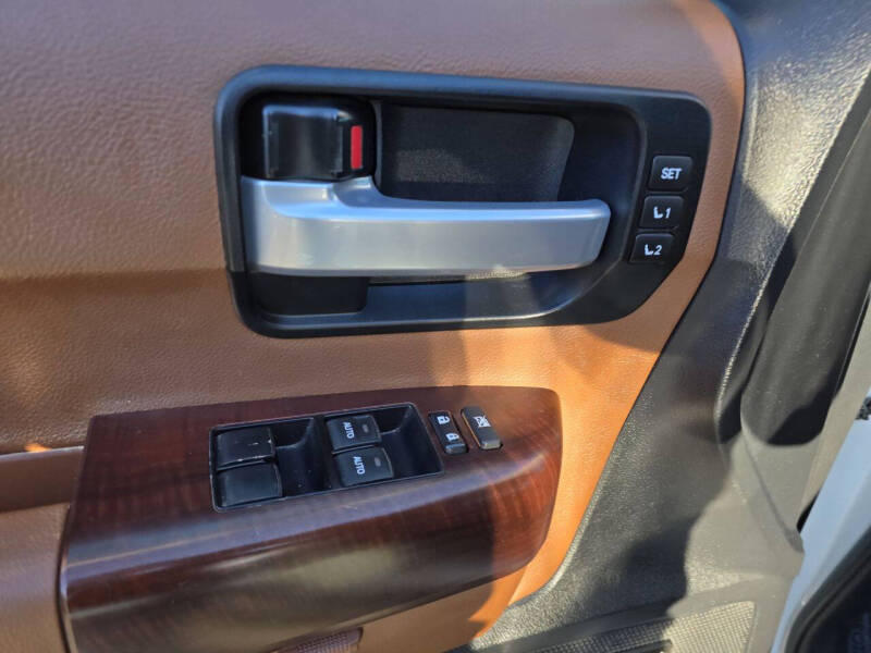 2015 Toyota Sequoia Platinum