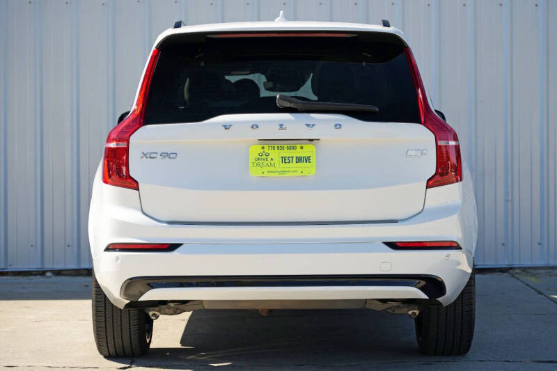 2022 Volvo XC90 Recharge T8 R-Design