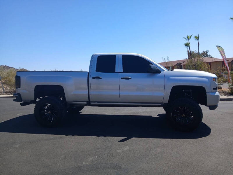 2019 Chevrolet Silverado 1500 LD Custom