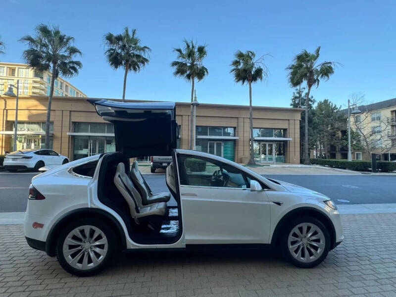 2019 Tesla Model X Long Range