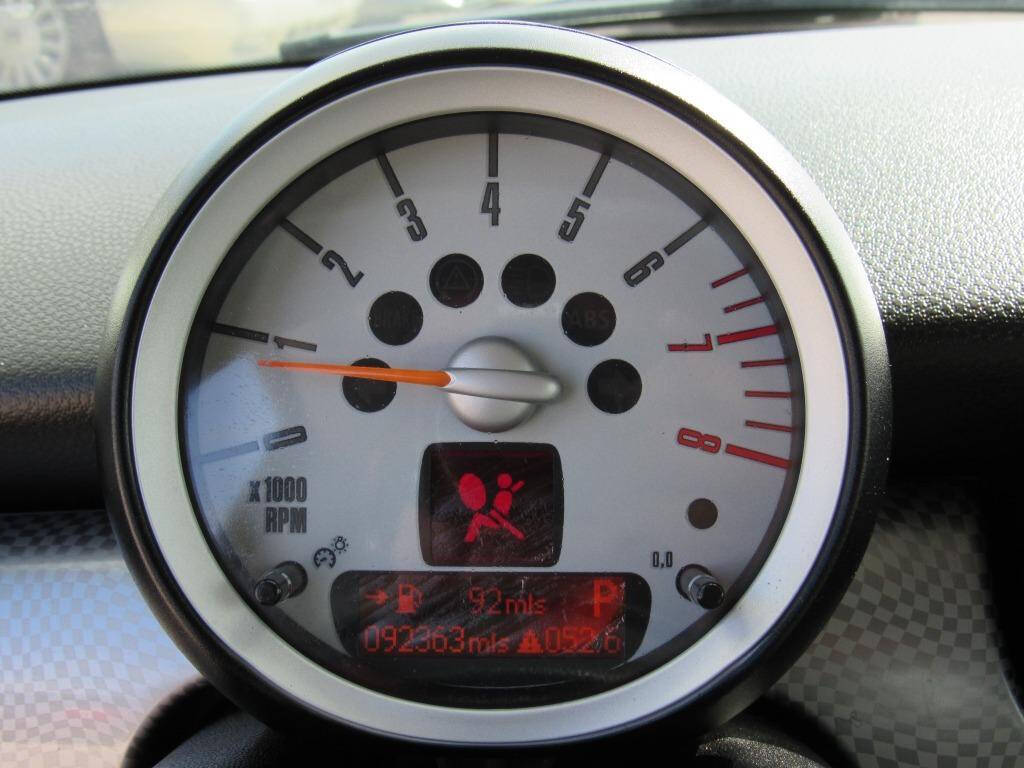 Red 2010 MINI Cooper S S 2dr Hatchback 19