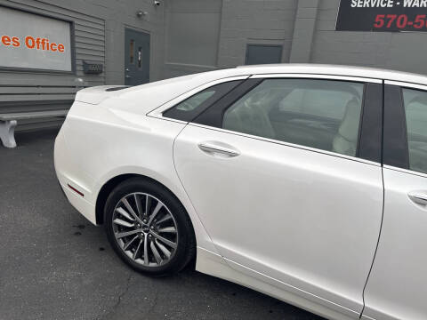 2020 Lincoln MKZ Standard