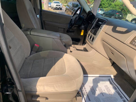 2005 Ford Explorer XLT