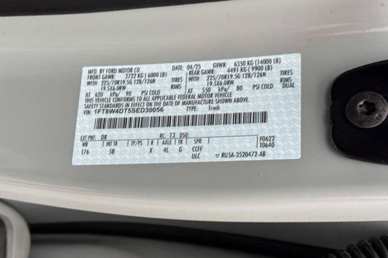 2025 Ford F-450 Super Duty Lariat