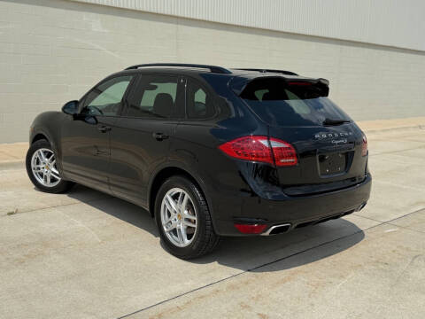 2014 Porsche Cayenne Platinum