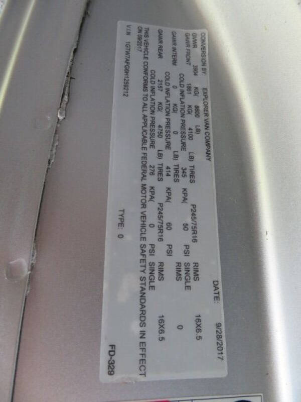 2017 GMC Savana 2500