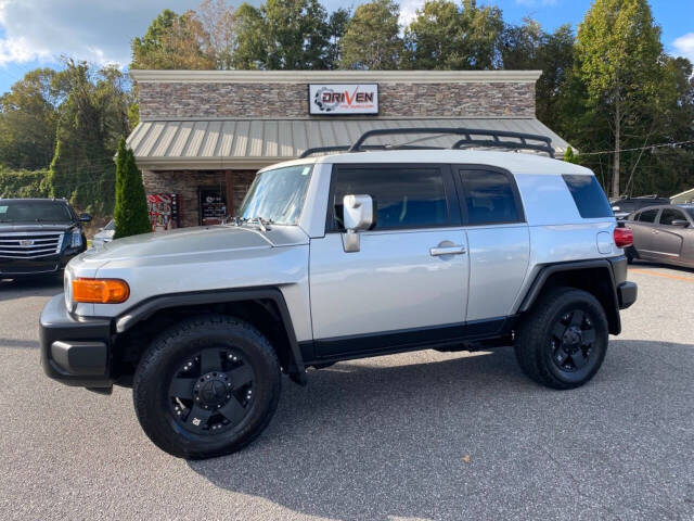 2008 Toyota FJ Cruiser for sale at Driven Pre-Owned in Lenoir, NC