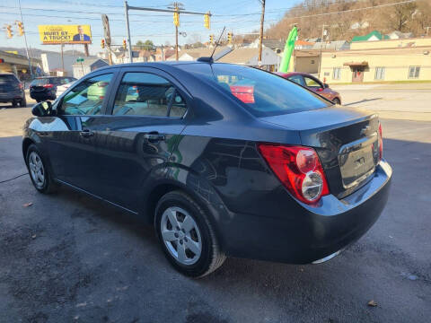 2016 Chevrolet Sonic LS Auto