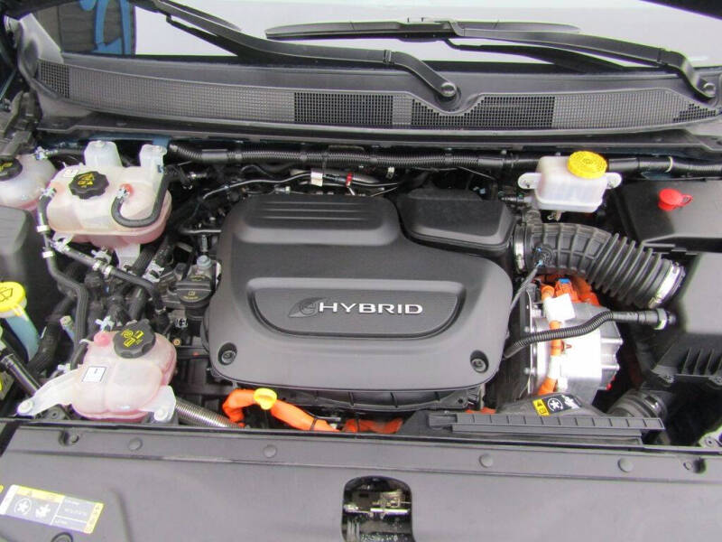 2023 Chrysler Pacifica Plug-In Hybrid Touring L