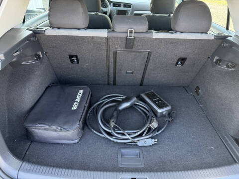 2016 Volkswagen e-Golf SE