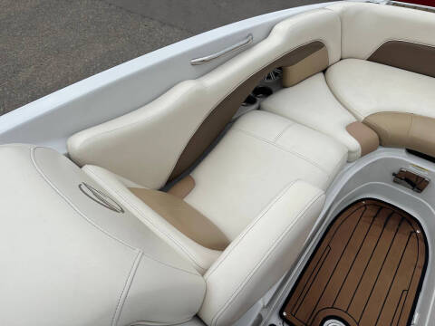 2013 Crownline E260 XS