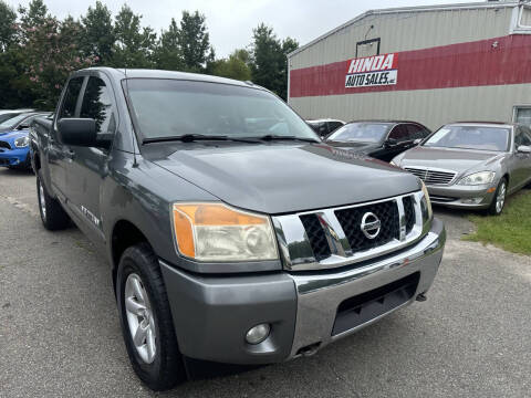 2013 Nissan Titan SV