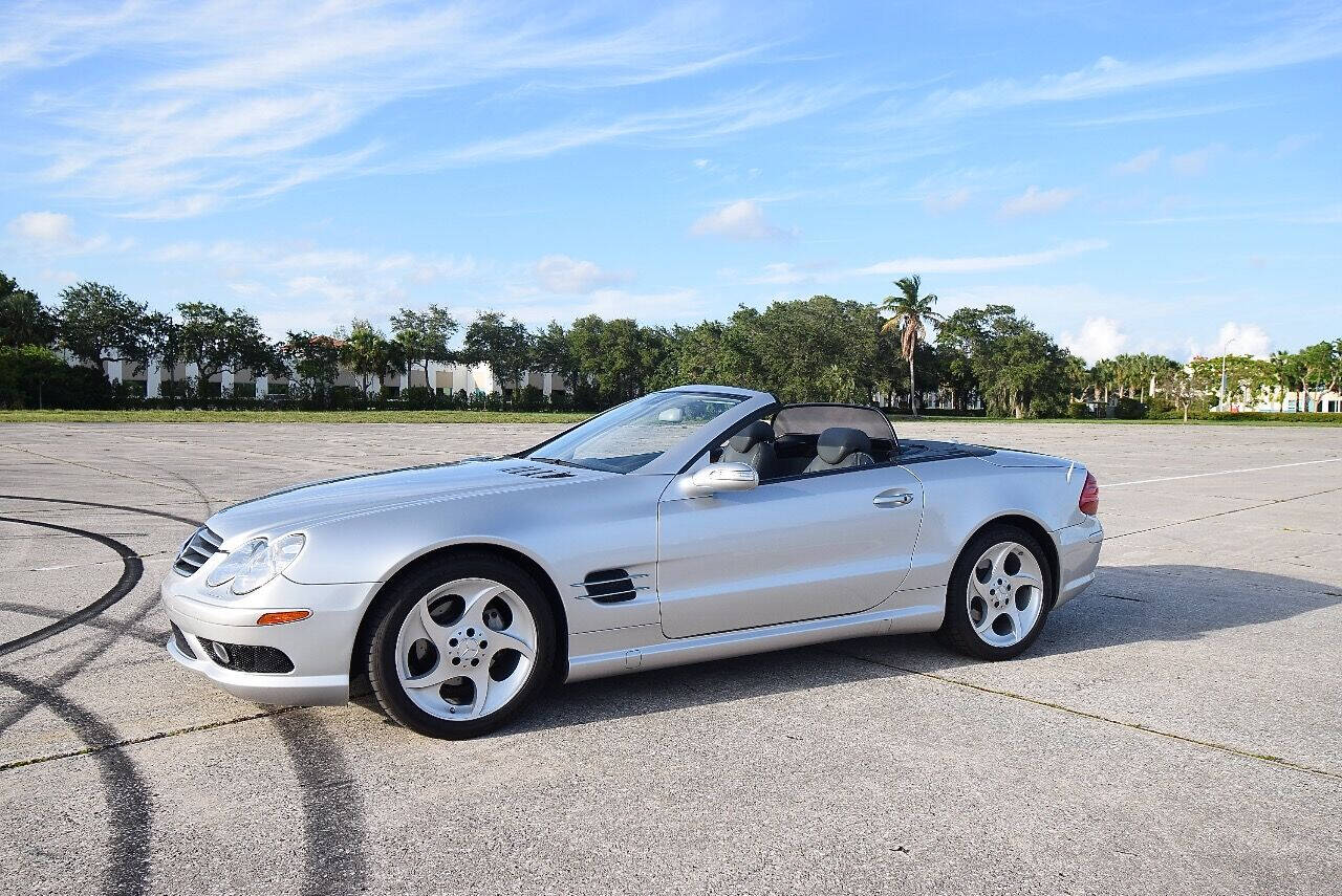 2005 Mercedes-Benz SL-Class 1