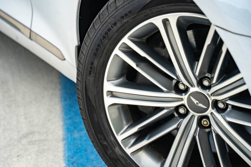 2018 Genesis G80