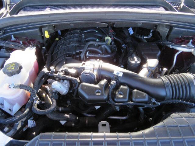 2023 Jeep Grand Cherokee L Laredo