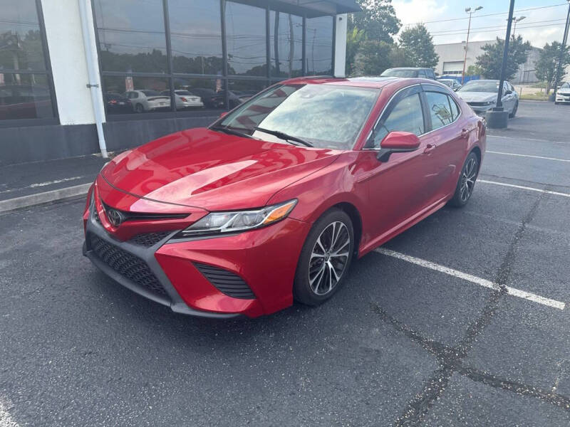 2020 Toyota Camry SE