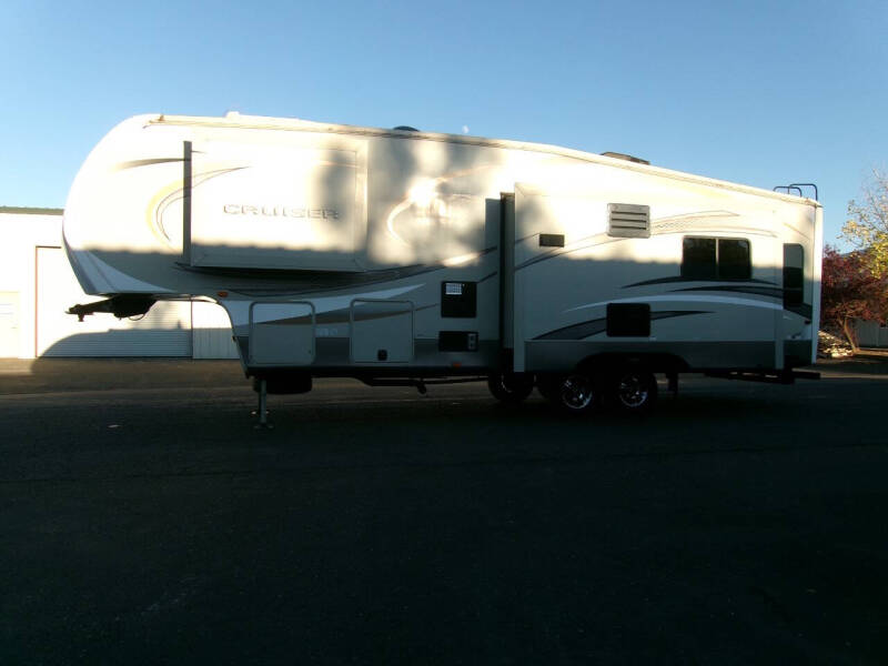2015 Crossroads RV Cruiser 305RS