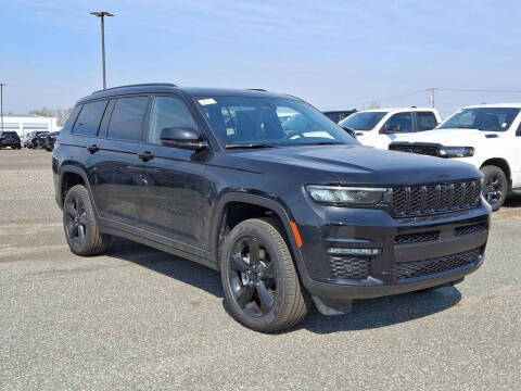 2025 Jeep Grand Cherokee L for sale at Lucas Chrysler Jeep Dodge Ram in Lumberton NJ