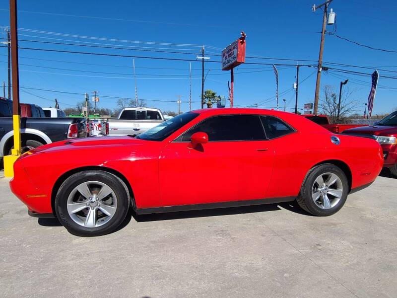 2016 Dodge Challenger for sale at Auto Finance La Meta in San Antonio TX