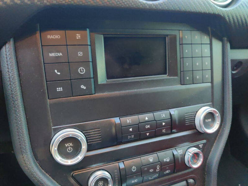 2020 Ford Mustang EcoBoost