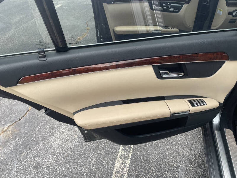 2007 Mercedes-Benz S-Class S 550 4MATIC