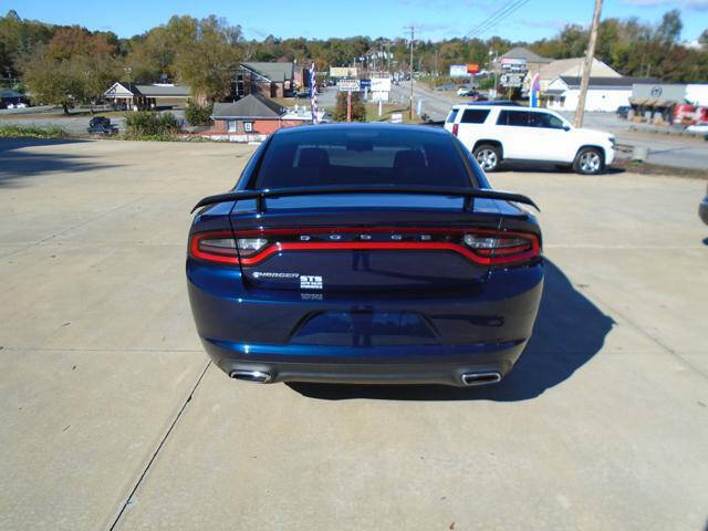 2017 Dodge Charger SE