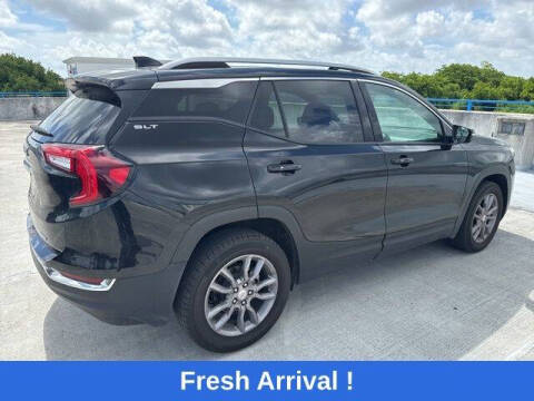 2024 GMC Terrain SLT