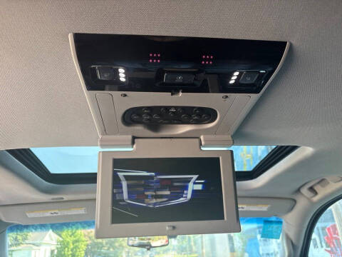 2019 Cadillac Escalade Luxury