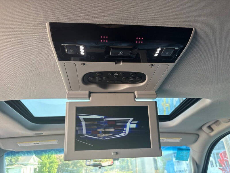 2019 Cadillac Escalade Luxury