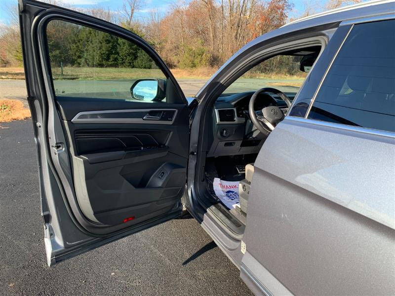 2020 Volkswagen Atlas Cross Sport V6 SEL Premium R-Line 4Motion